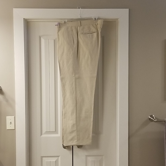 Tommy Bahama linen pants. - Picture 2 of 2